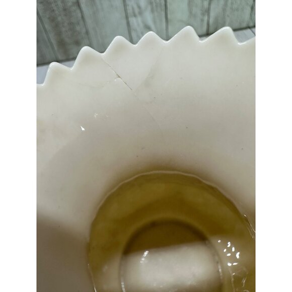 Vtg Belleek Irish Porcelain Thistle Vase 5th Green Mark MCM #0857 See Details - Picture 4 of 13